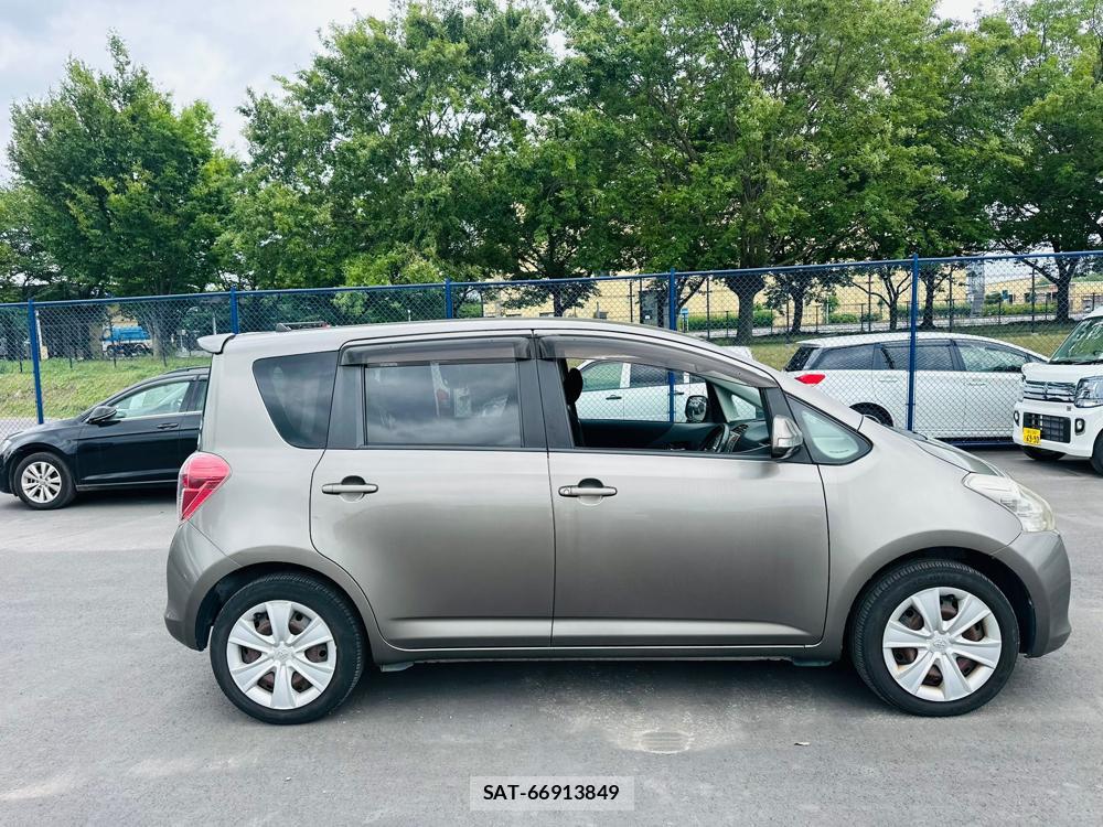 Toyota RACTIS 2009 7180526-5