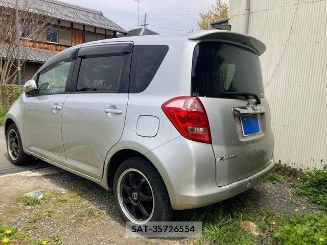 Toyota RACTIS 2006-06 7272762-11