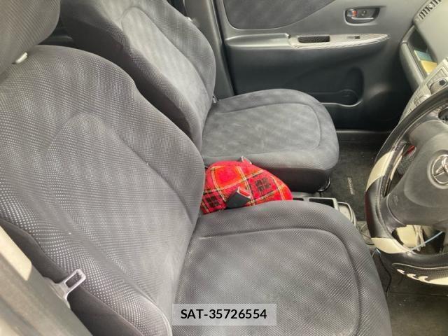Toyota RACTIS 2006-06 7272762-13