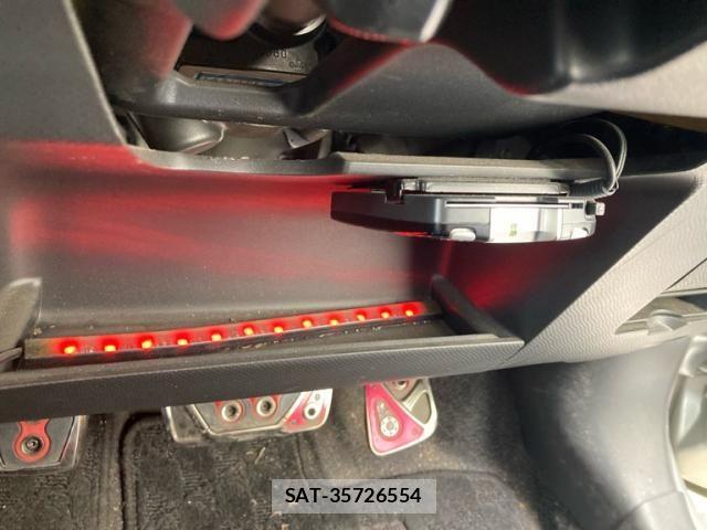 Toyota RACTIS 2006-06 7272762-17