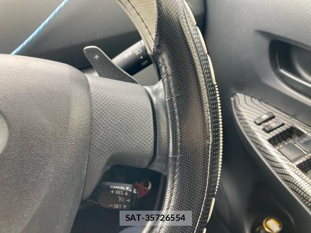 Toyota RACTIS 2006-06 7272762-24