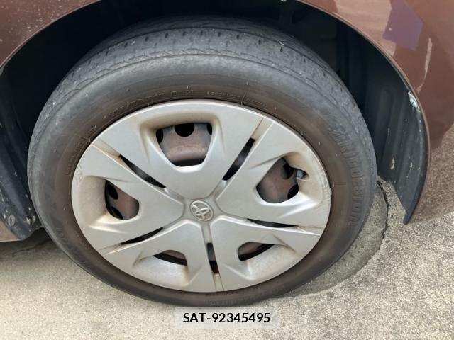 Toyota RACTIS 2011-07 7329586-8