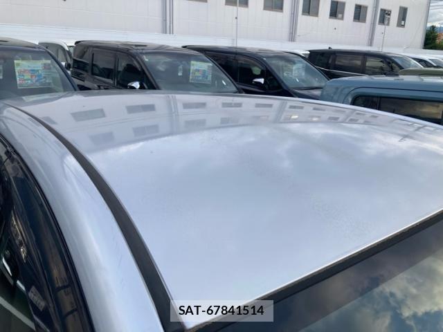 Toyota RACTIS 2012-02 7329592-6