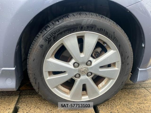 Toyota RACTIS 2005-10 7359456-10