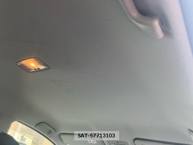 Toyota RACTIS 2005-10 7359456-16