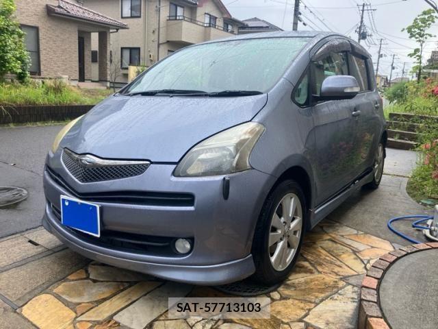 Toyota RACTIS 2005-10 7359456-1