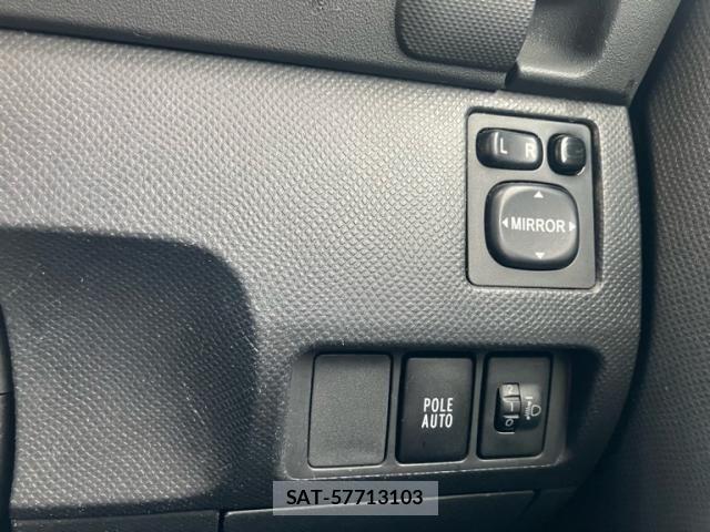Toyota RACTIS 2005-10 7359456-22