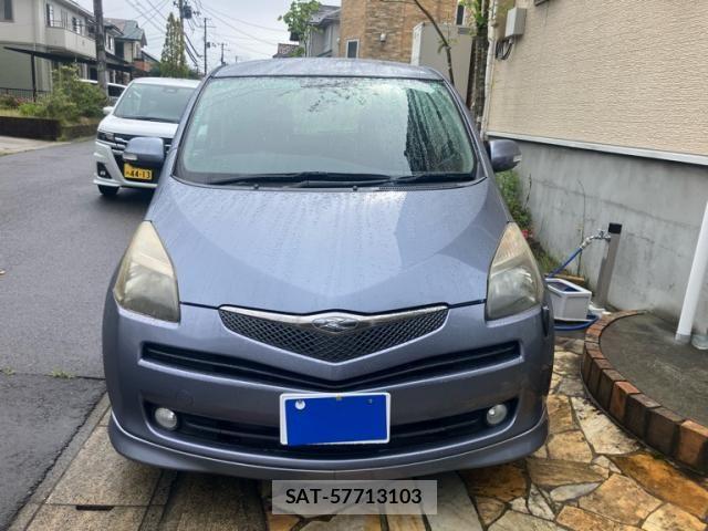Toyota RACTIS 2005-10 7359456-2