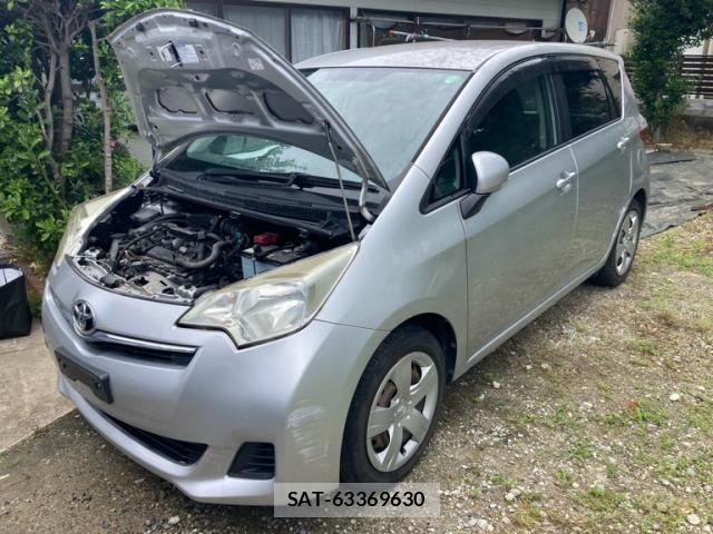 Toyota RACTIS 2011-07 7393750-1