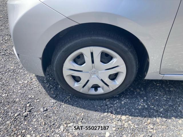 Toyota RACTIS 2011-07 7393751-15