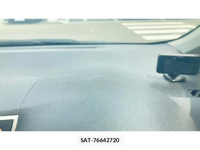Toyota RACTIS 2015-06 7457096-15