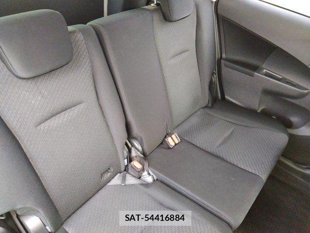 Toyota RACTIS 2011-11 7457097-14