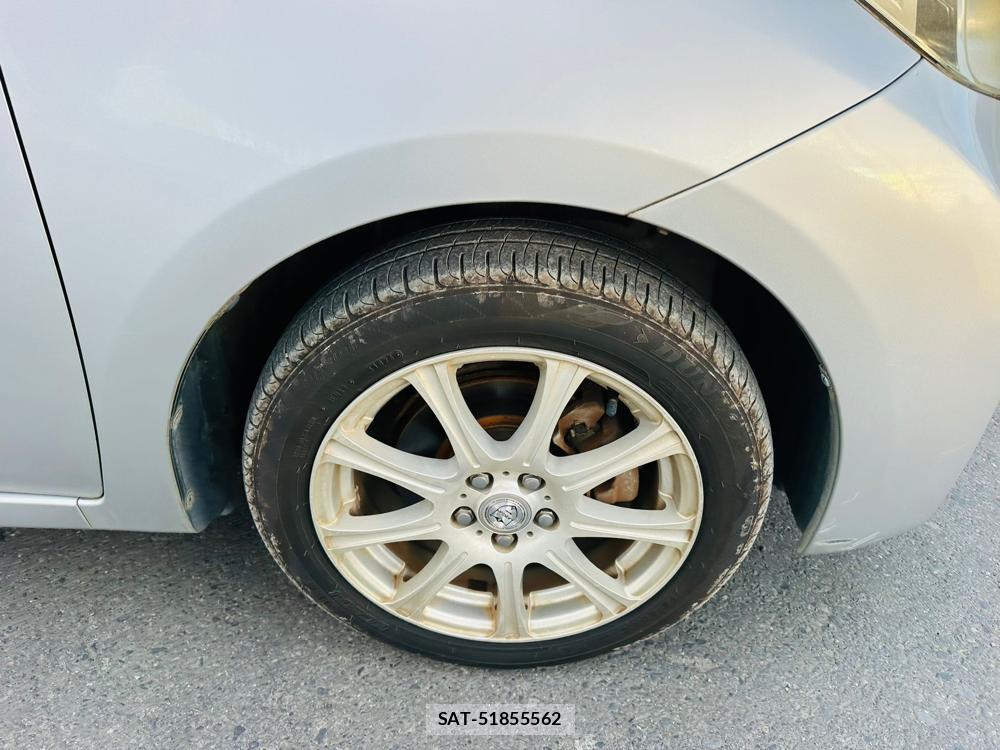 Toyota RACTIS 2011-03 7367374-28