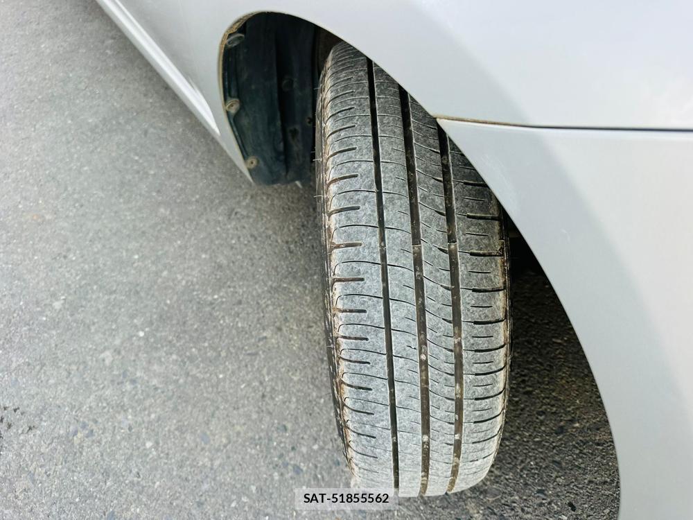 Toyota RACTIS 2011-03 7367374-31