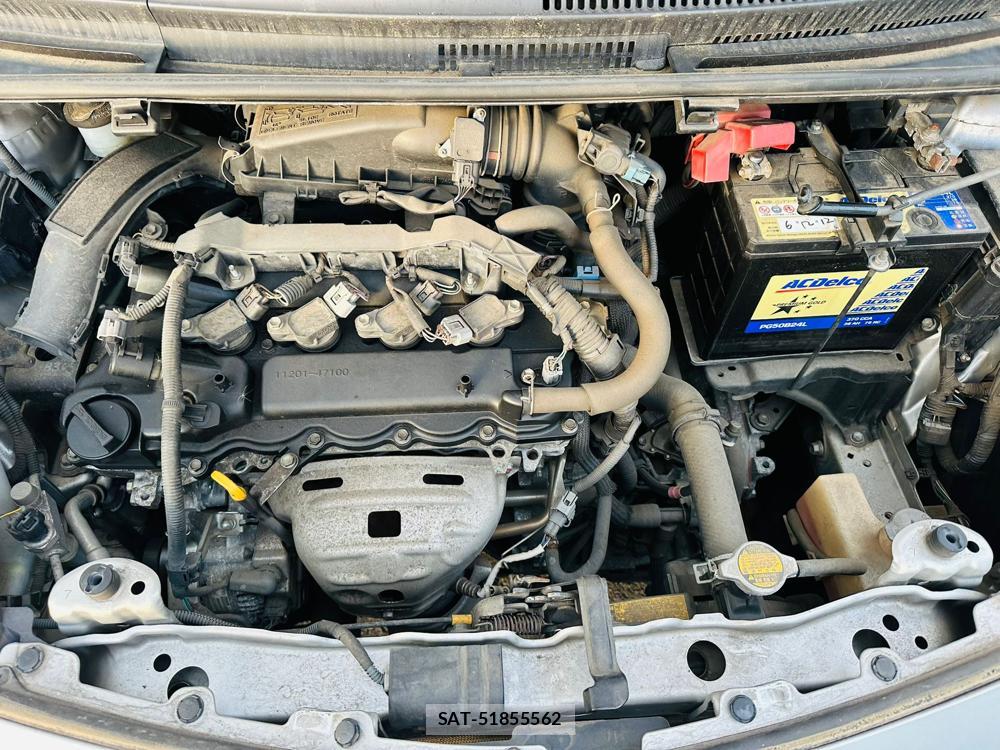 Toyota RACTIS 2011-03 7367374-36