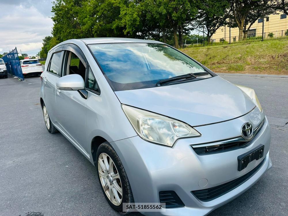 Toyota RACTIS 2011-03 7367374-6