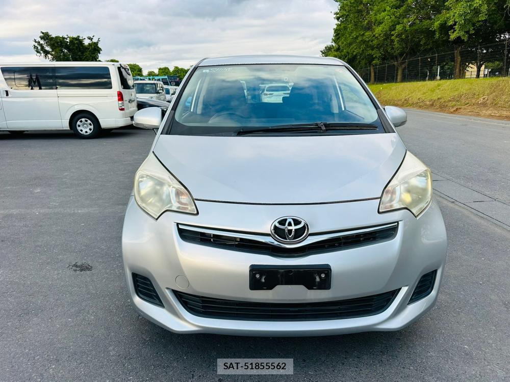 Toyota RACTIS 2011-03 7367374-7