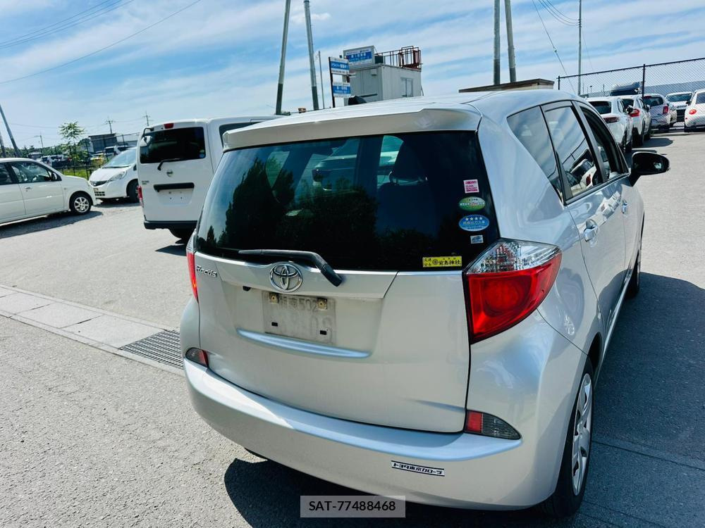 Toyota RACTIS 2011-06 7400693-4