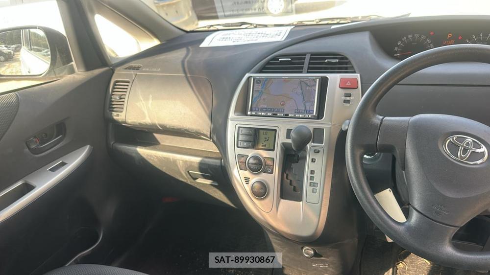 Toyota RACTIS 2009 7332875-13