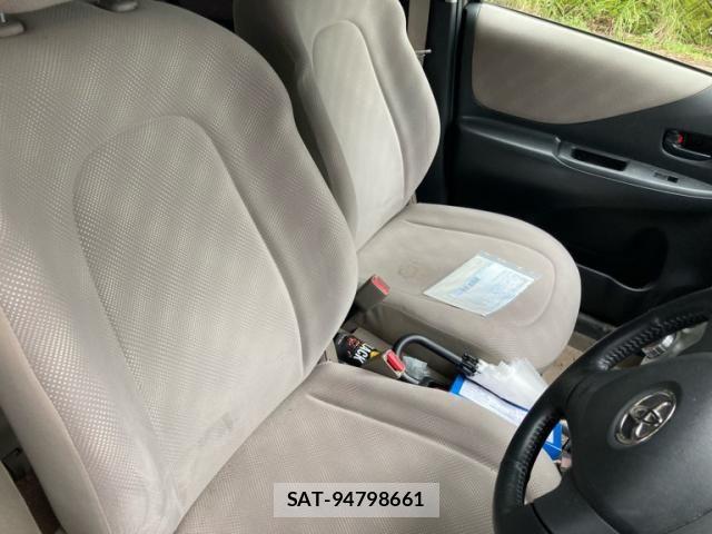 Toyota RACTIS 2006-04 7619423-10
