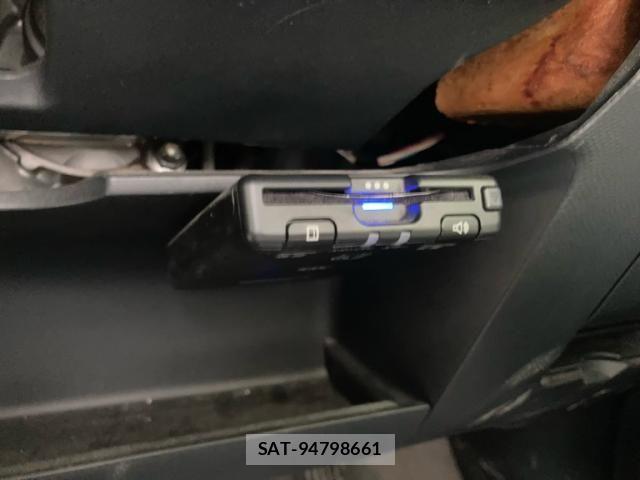 Toyota RACTIS 2006-04 7619423-19