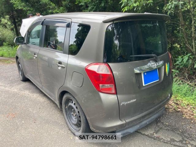 Toyota RACTIS 2006-04 7619423-4