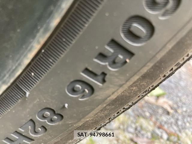 Toyota RACTIS 2006-04 7619423-8