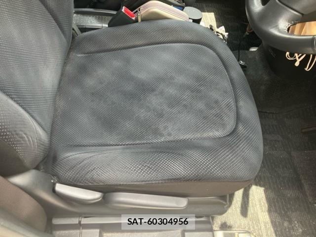 Toyota RACTIS 2007-06 7619421-13
