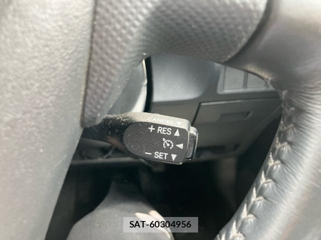 Toyota RACTIS 2007-06 7619421-16
