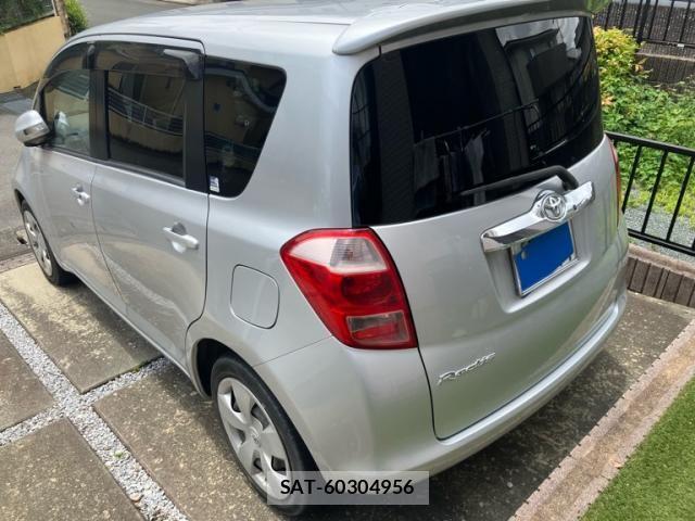Toyota RACTIS 2007-06 7619421-2