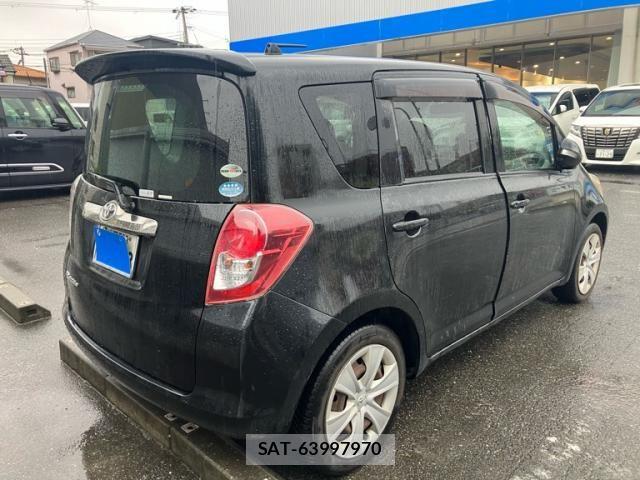 Toyota RACTIS 2009-08 7619418-3