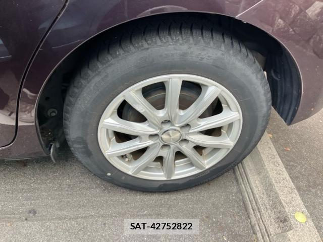 Toyota RACTIS 2011-07 7619419-3