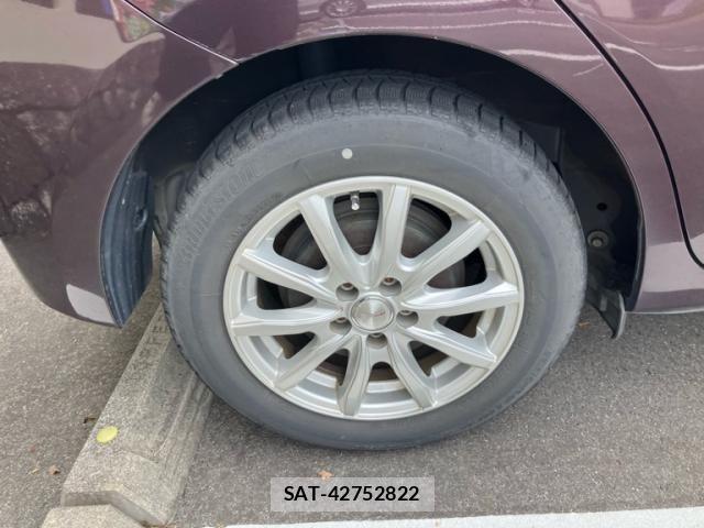 Toyota RACTIS 2011-07 7619419-4