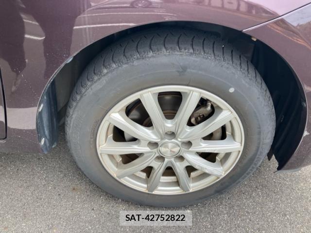 Toyota RACTIS 2011-07 7619419-5