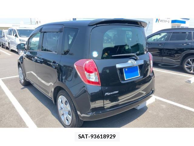Toyota RACTIS 2008-03 7619420-4