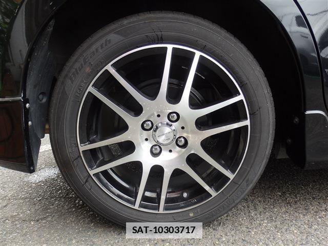 Toyota RACTIS 2009-07 7727610-17