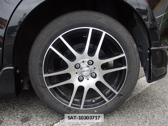 Toyota RACTIS 2009-07 7727610-18