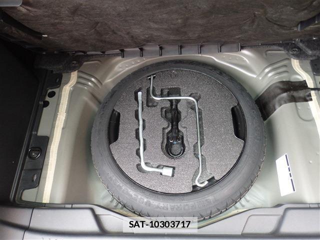 Toyota RACTIS 2009-07 7727610-24