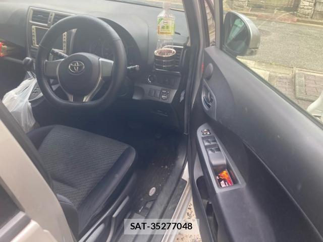 Toyota RACTIS 2011-05 7727614-10