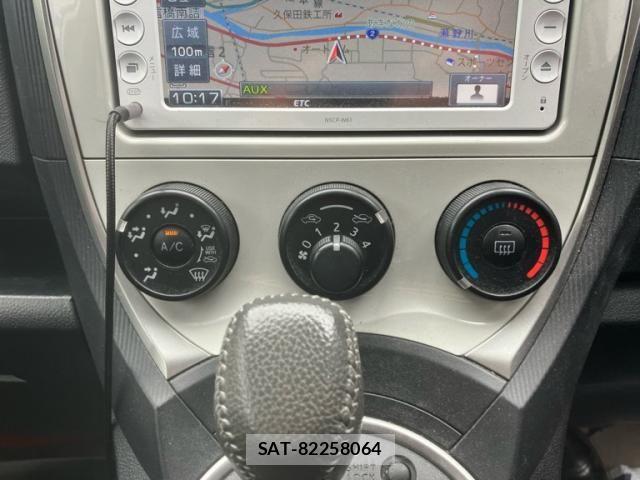 Toyota RACTIS 2011-11 7727616-8