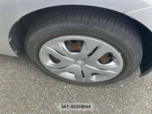 Toyota RACTIS 2011-11 7727616-4