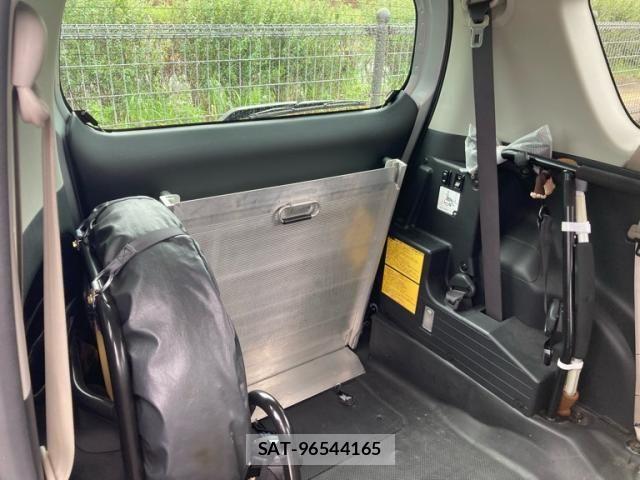 Toyota RACTIS 2005-12 7727619-10
