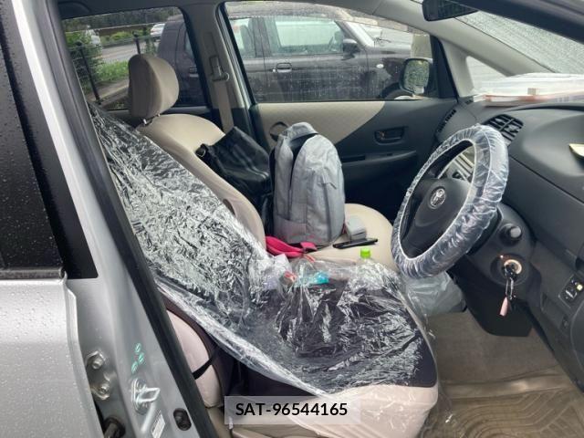 Toyota RACTIS 2005-12 7727619-8