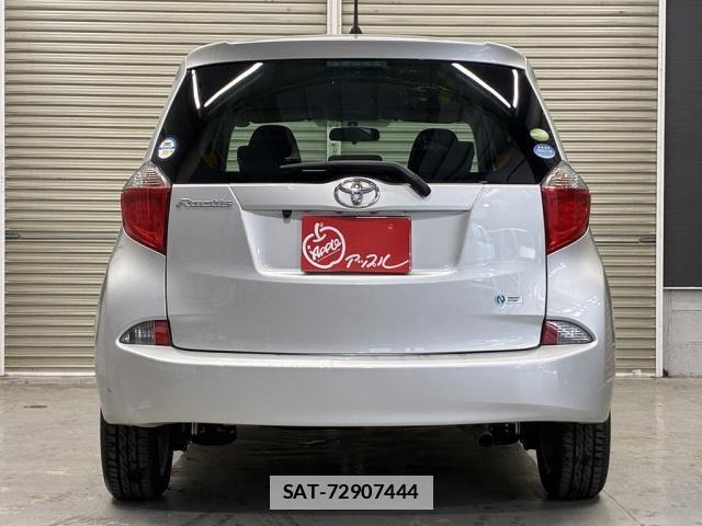 Toyota RACTIS 2012-01 7788519-11