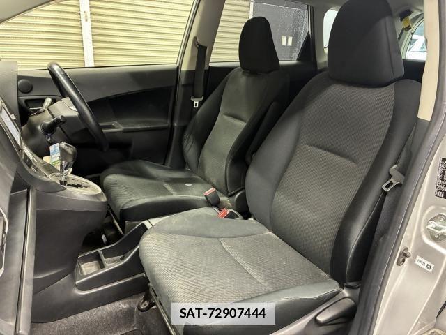 Toyota RACTIS 2012-01 7788519-16