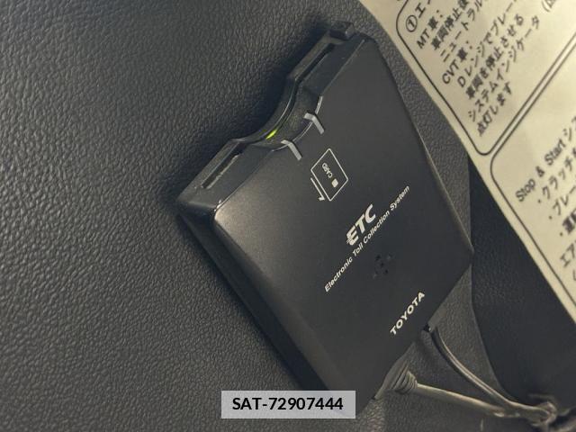 Toyota RACTIS 2012-01 7788519-28
