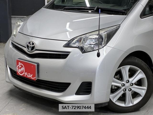 Toyota RACTIS 2012-01 7788519-2