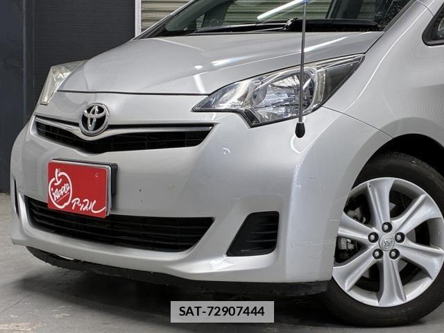 Toyota RACTIS 2012-01 7788519-3