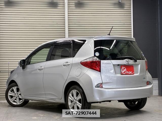 Toyota RACTIS 2012-01 7788519-7