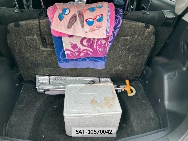 Toyota RACTIS 2011-09 7788520-11